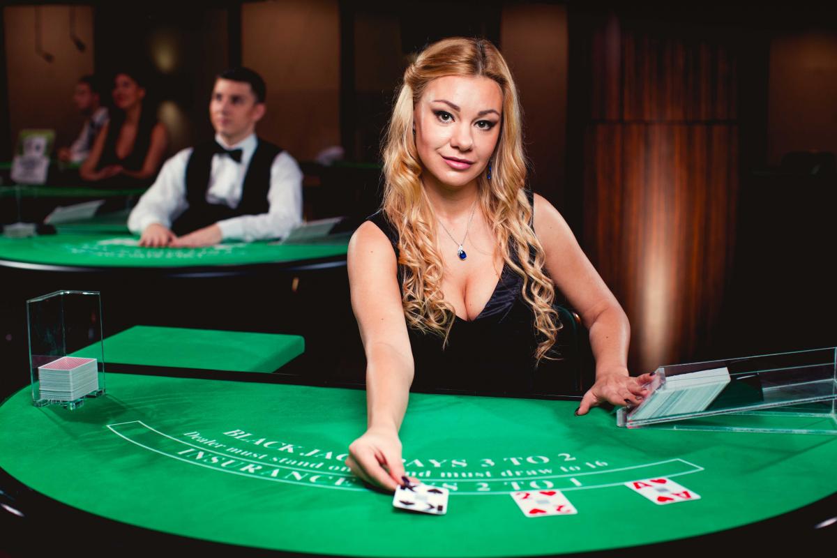 Make Free Money by Playing Casino Games