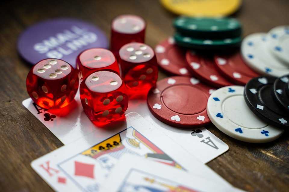 Play Casinos Online