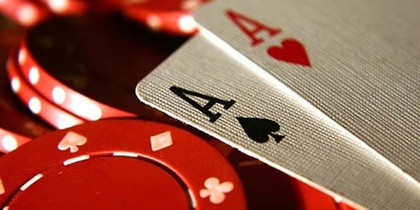 Things you have to consider while choosing the online poker