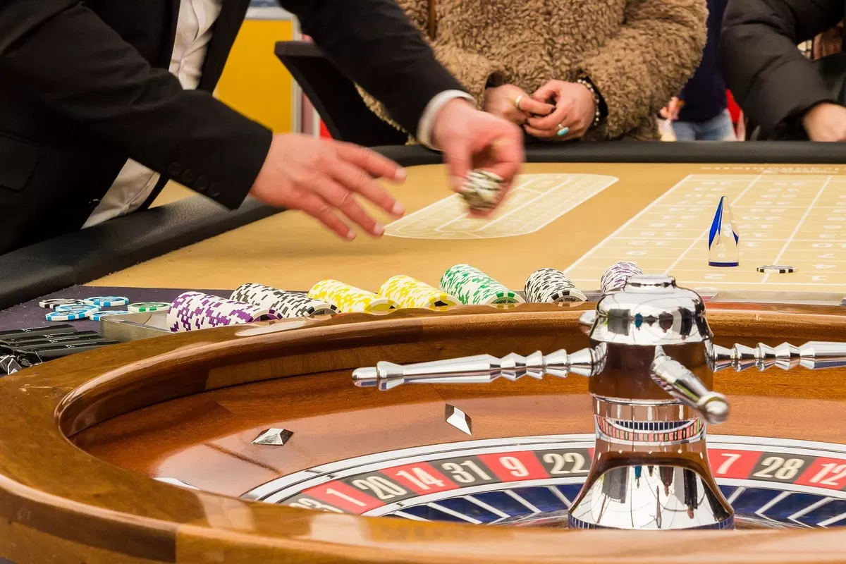 How to Improve Your Chances of Winning at Slot Machines