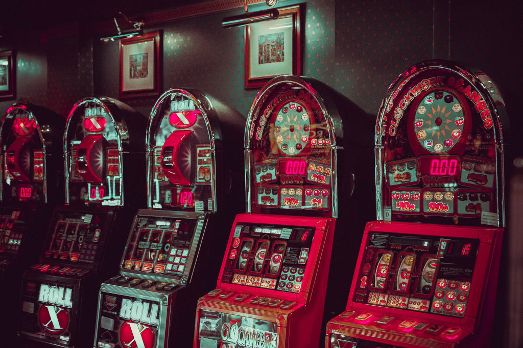 Slots Games – Why You Should Play Them Online