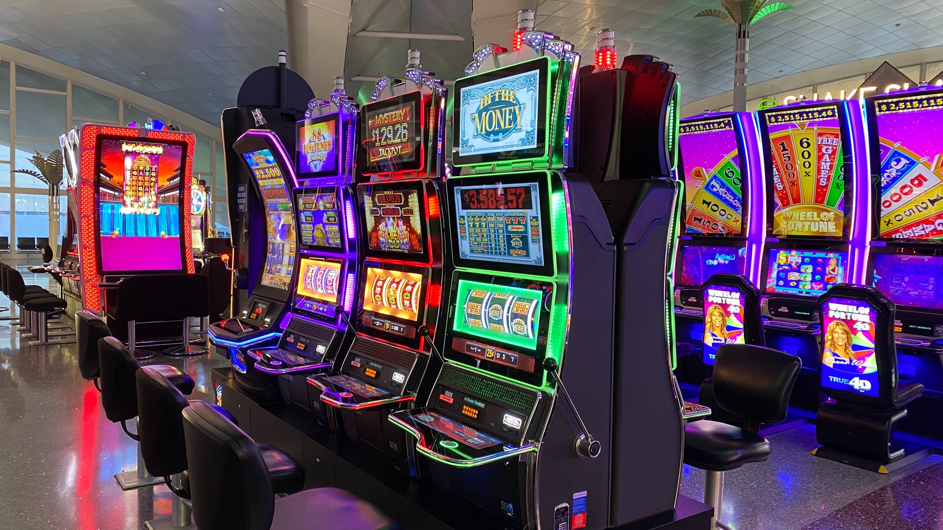Playing online slot gacor games: tips for responsible gambling and safety